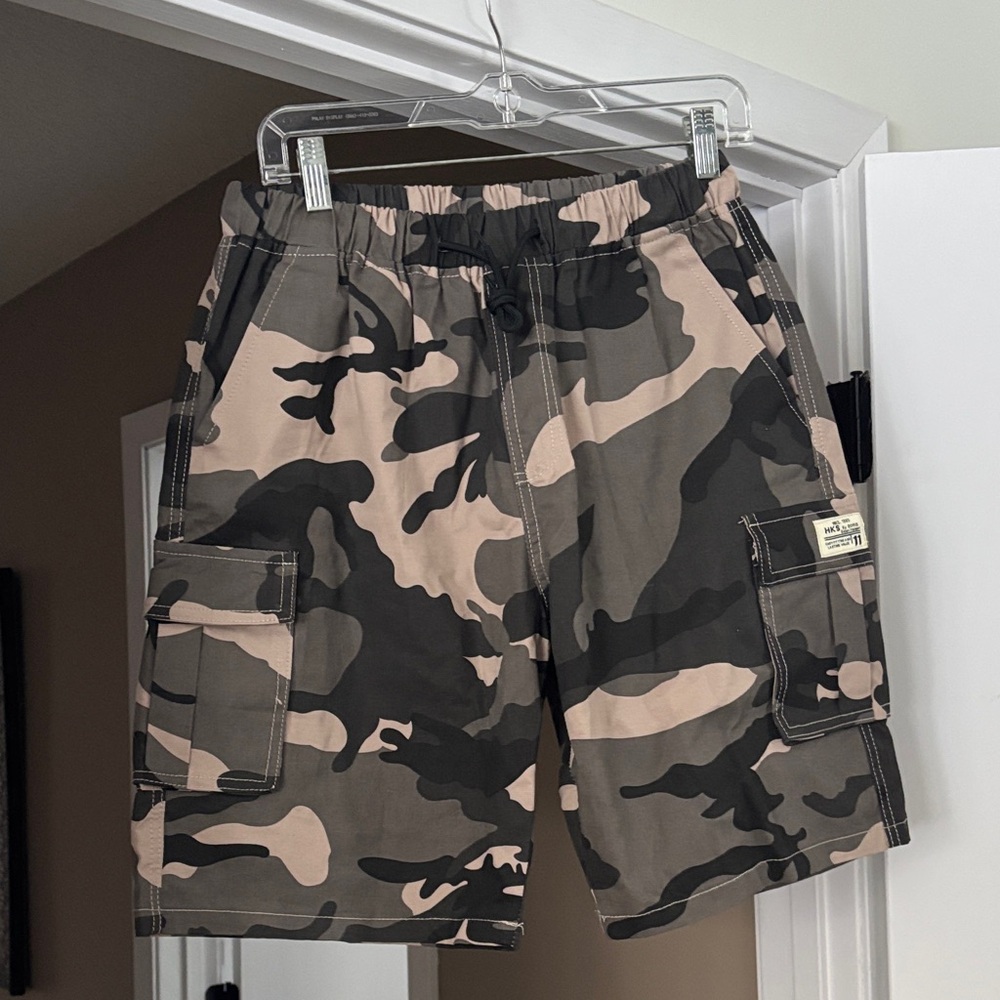 Women’s camouflage Cargo Shorts